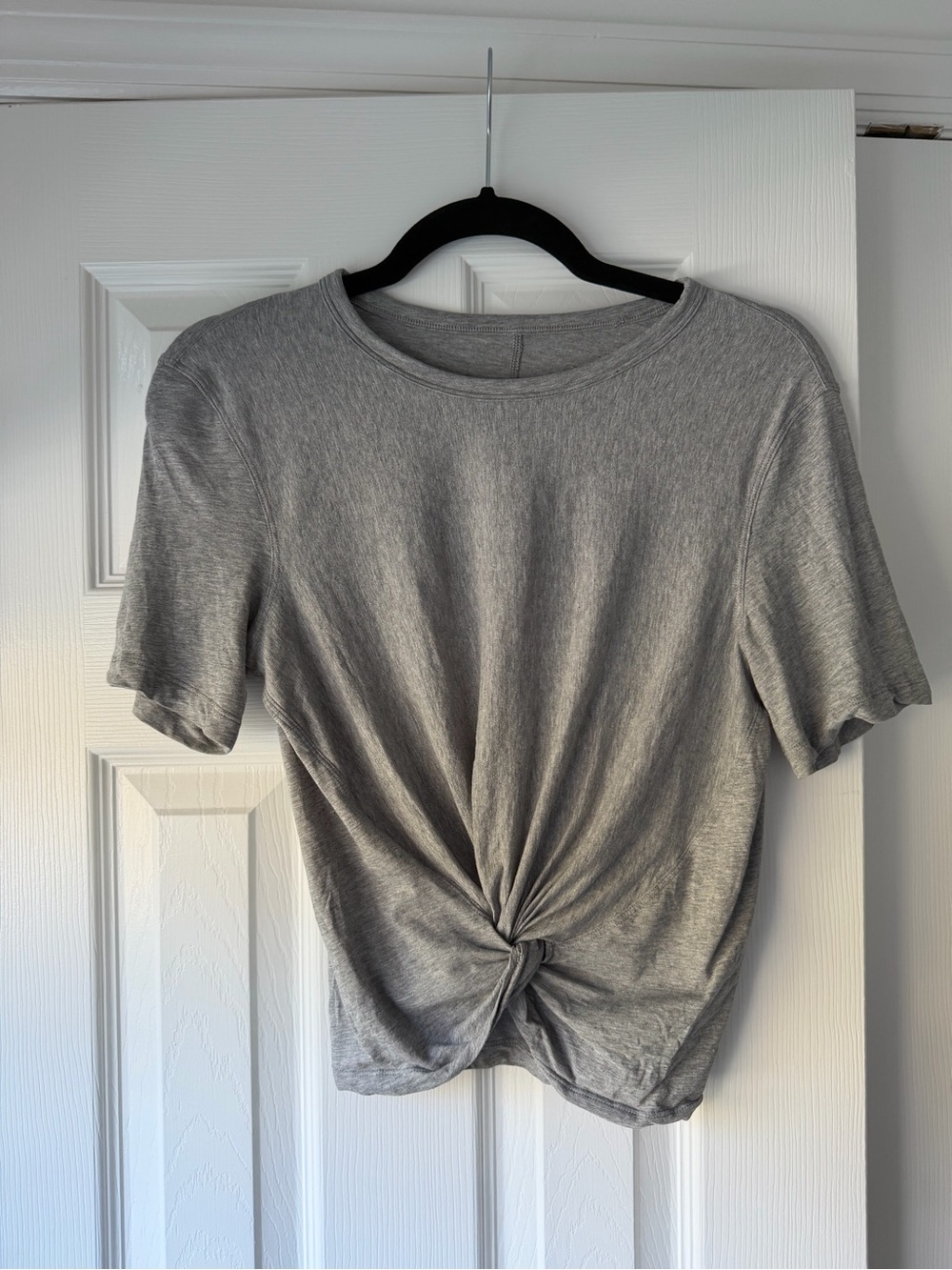 lululemon athletica Gray Knot-Front Short Sleeve Crop Top